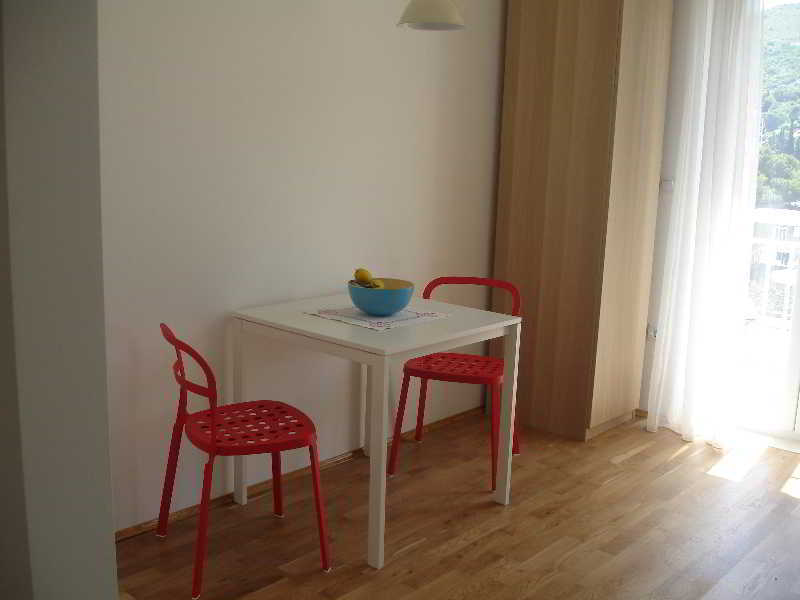 Apartments Silvija Quận Mokošica Ngoại thất bức ảnh