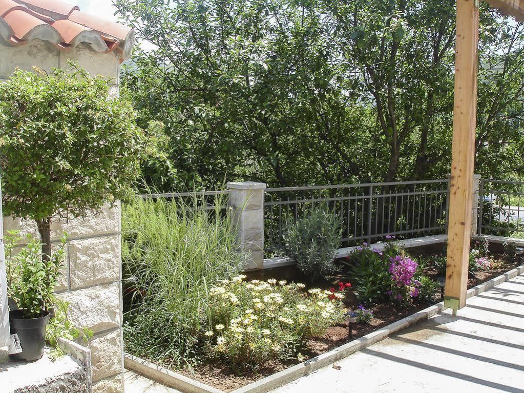 Apartments Silvija Quận Mokošica Ngoại thất bức ảnh